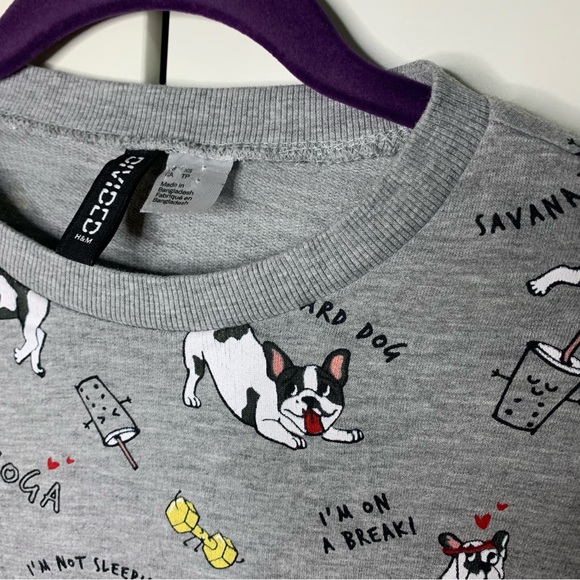 H&M Divided Dog Graphics Sweatshirt - Picture 12 of 14